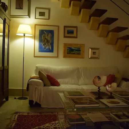 Loft 'le Vie Del Centro' Gæstehus 3*
